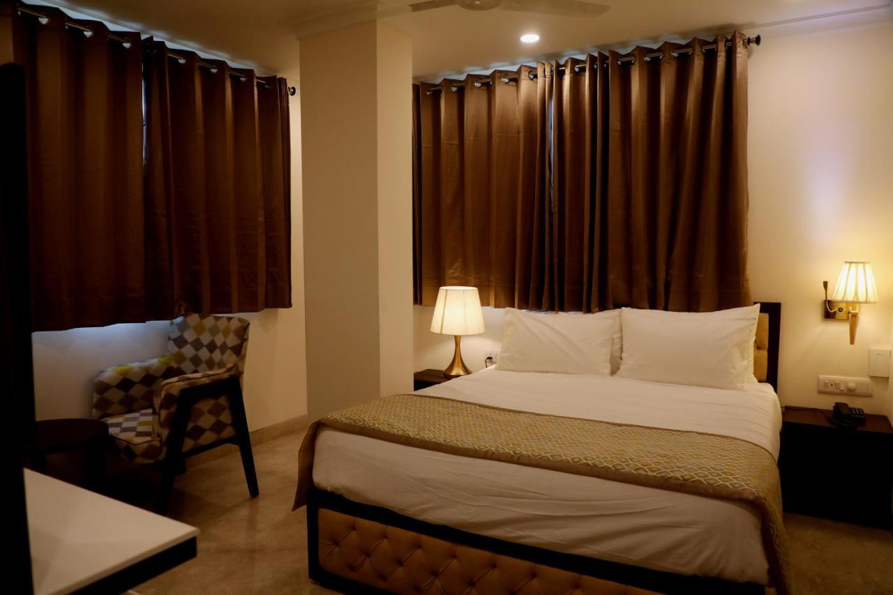 Wongdhen House Hotel Új-Delhi Kültér fotó